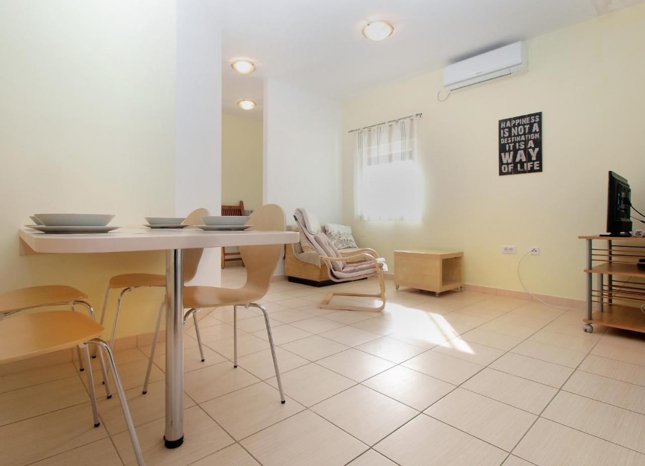 Apartments Mira 1804 梅杜林 外观 照片